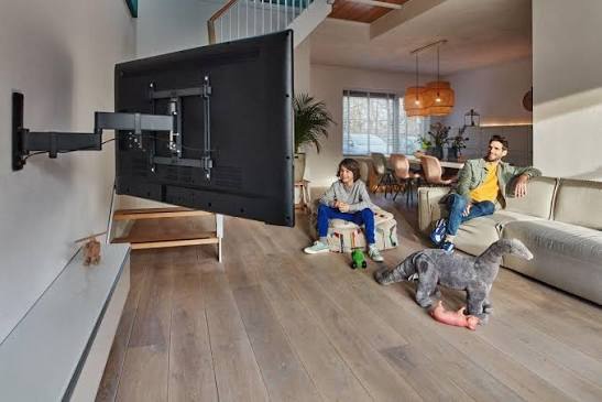 TV wall mounting service across Central Scotland